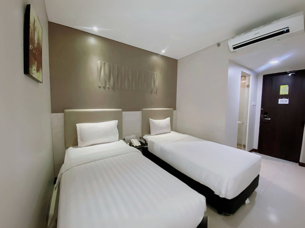 Verse Lite Hotel Gajah Mada 30/67