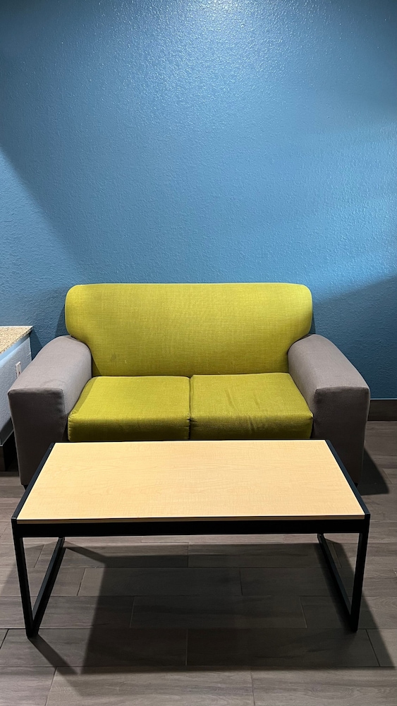 Symphony Inn and Suites 11/22