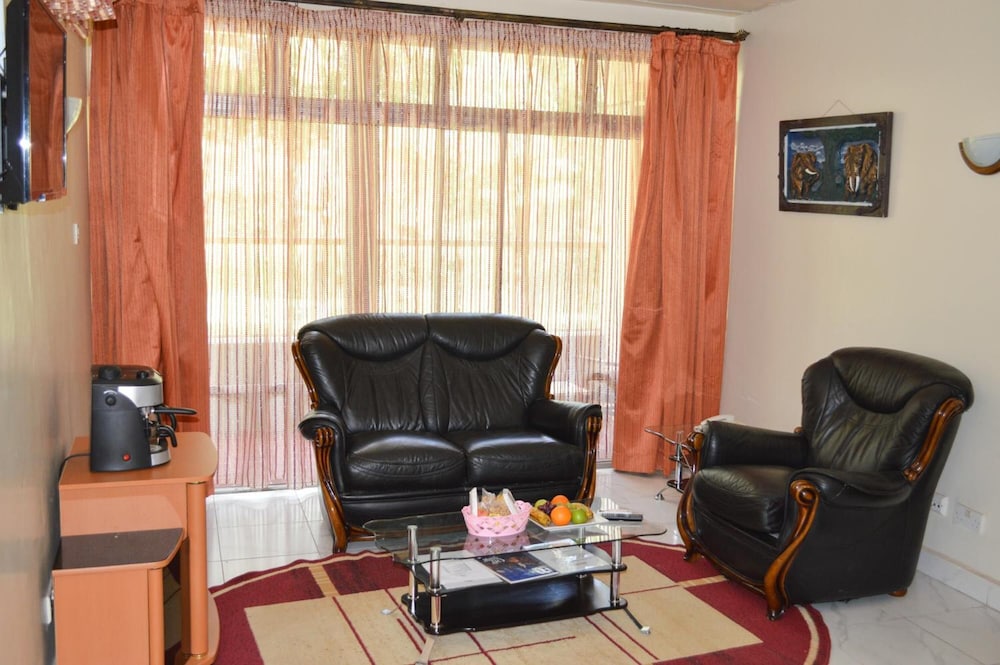 Golf Hotel Kakamega 32/50