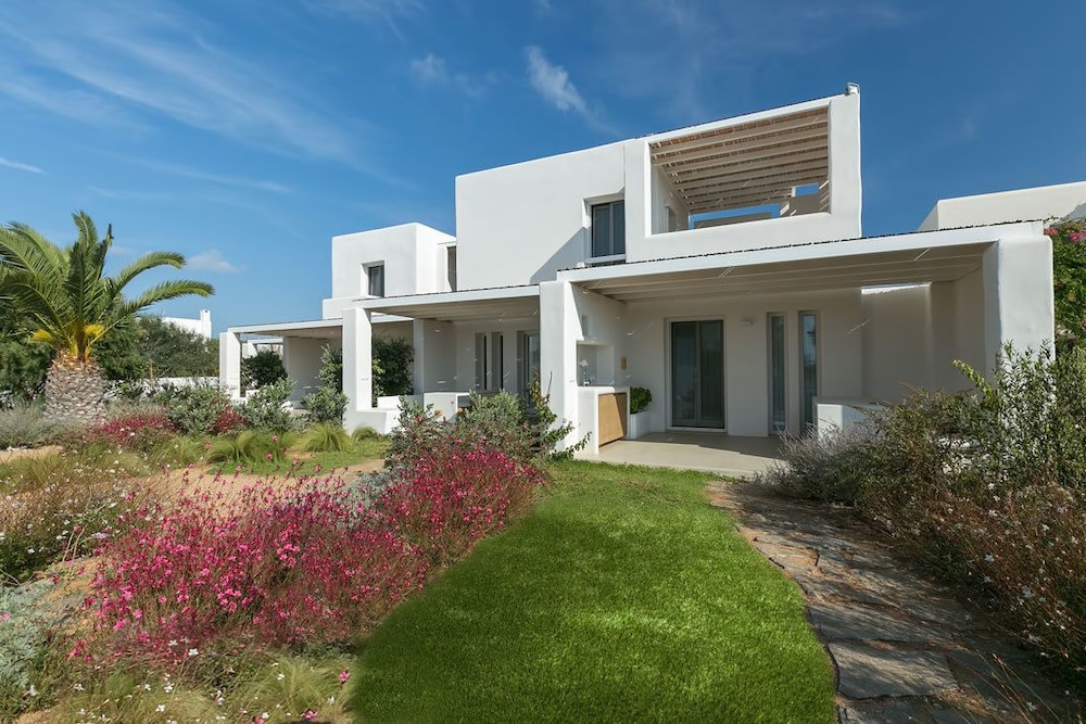 Seven Santa Maria Paros Boutique Hotel 33/36