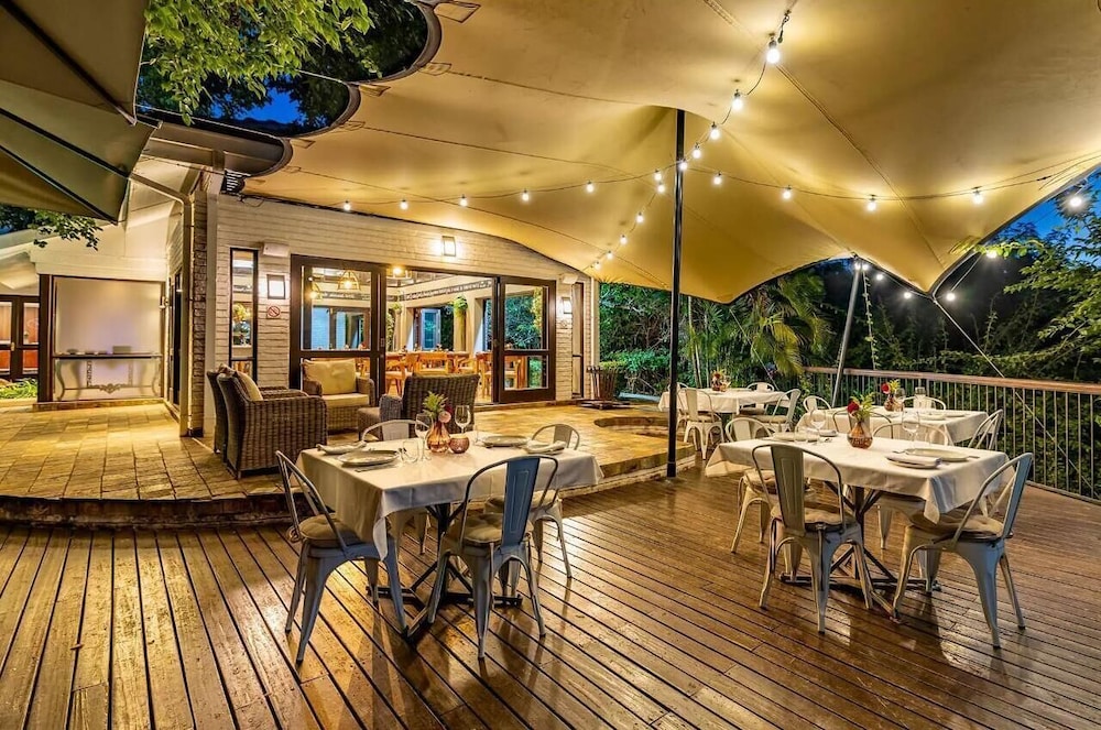 Sheppard Boutique Guesthouse 30/50