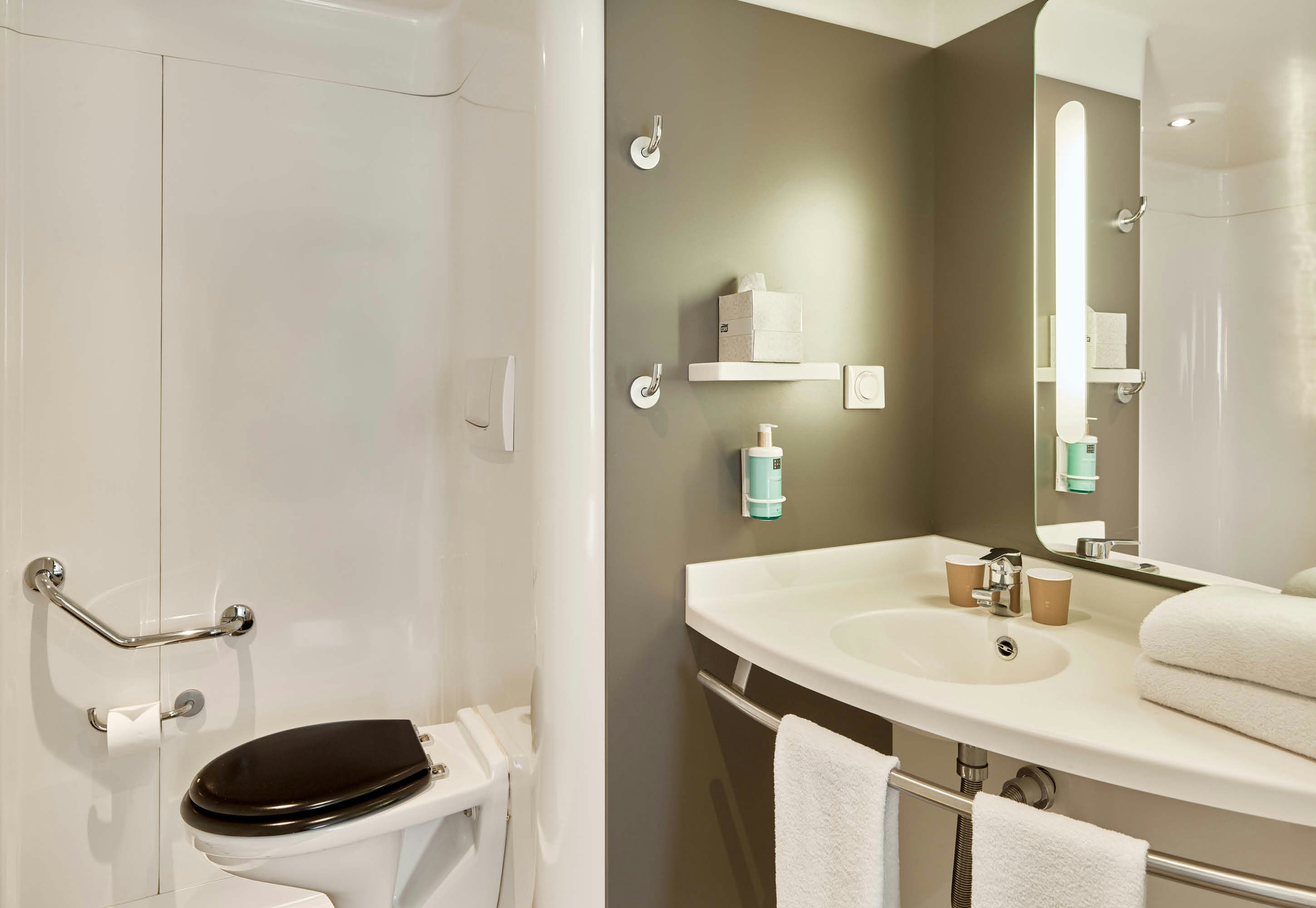 B&B HOME Rueil-Malmaison Gare 40/40