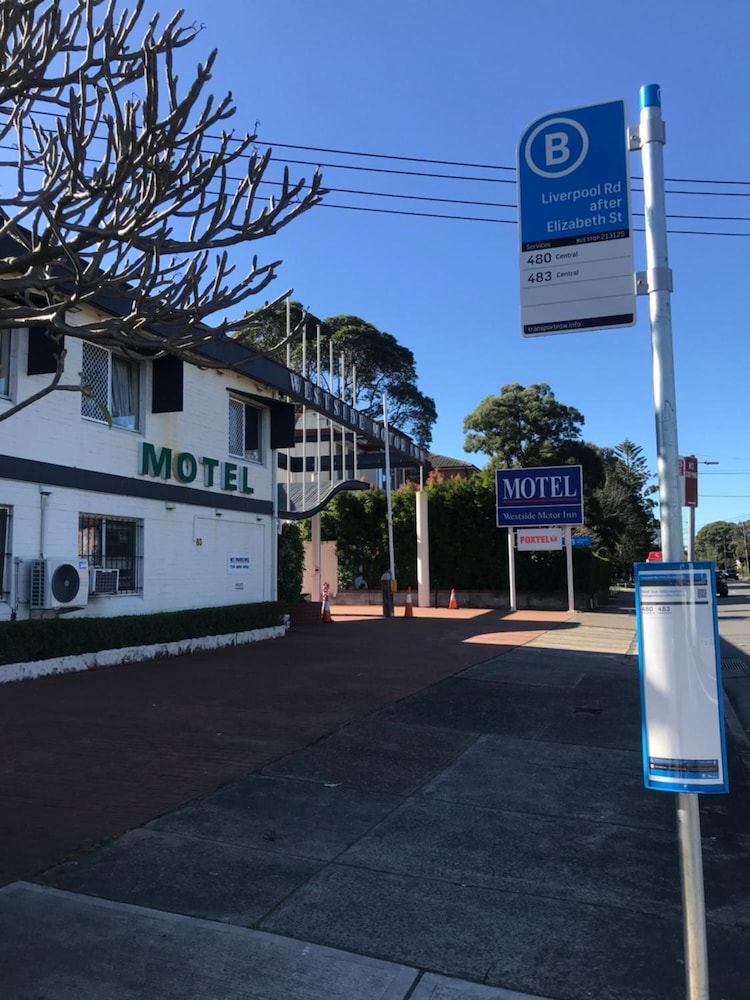 Westside Motor Inn 48/57