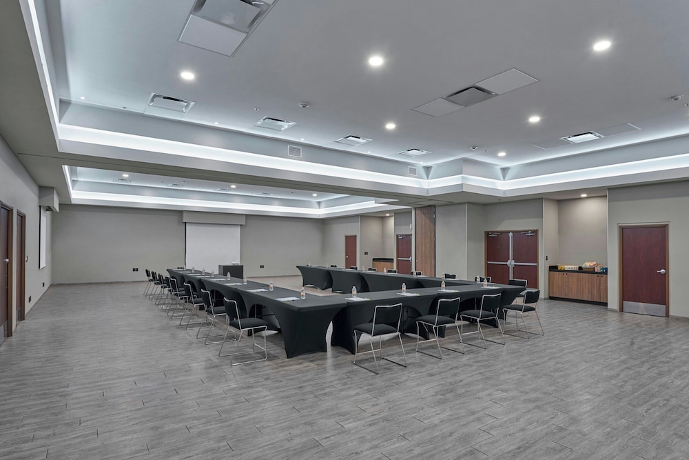 City Express by Marriott Celaya Galerias 55/61