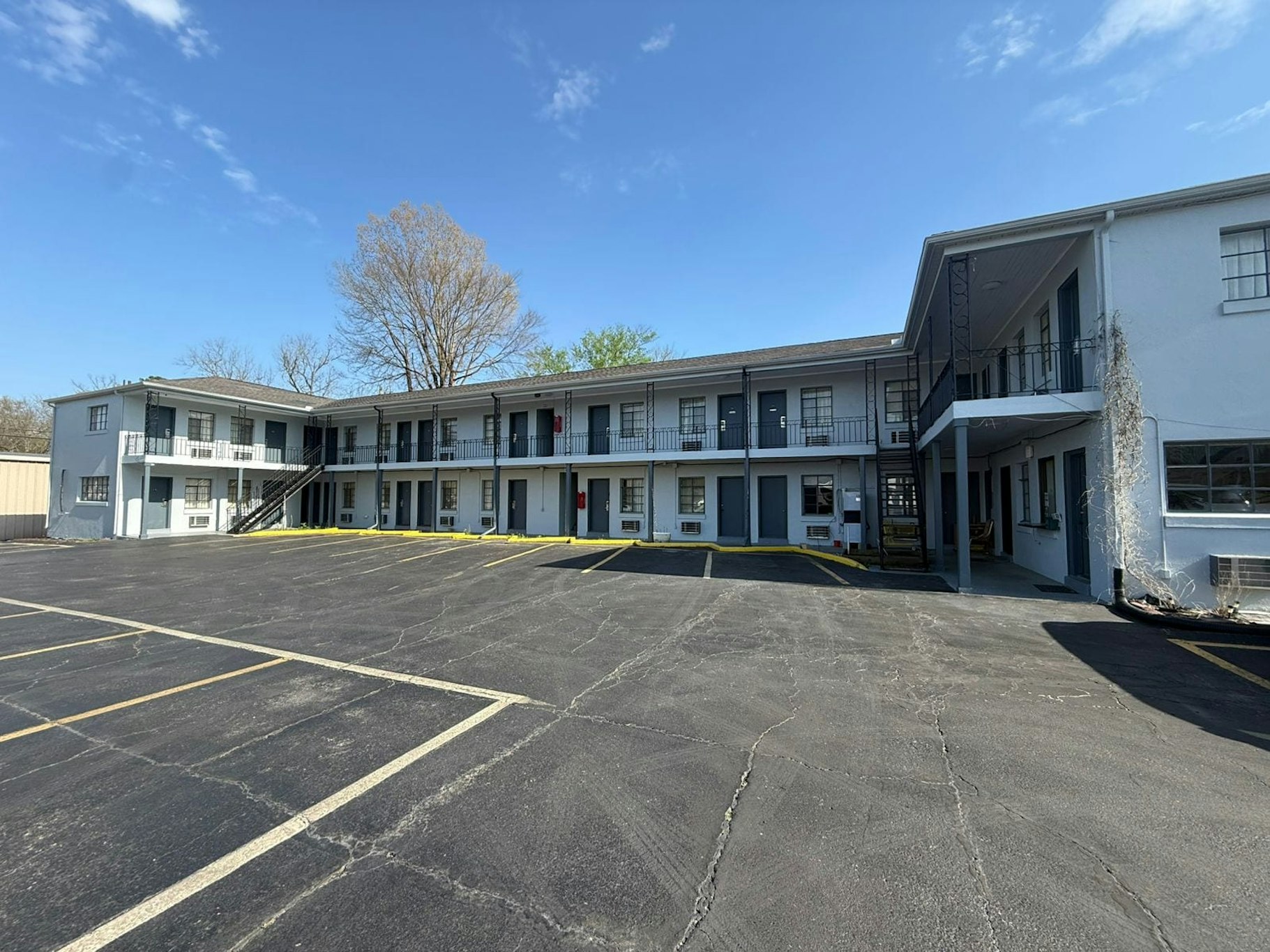 Railroad Inn Amory Near Tupelo MS 26/43