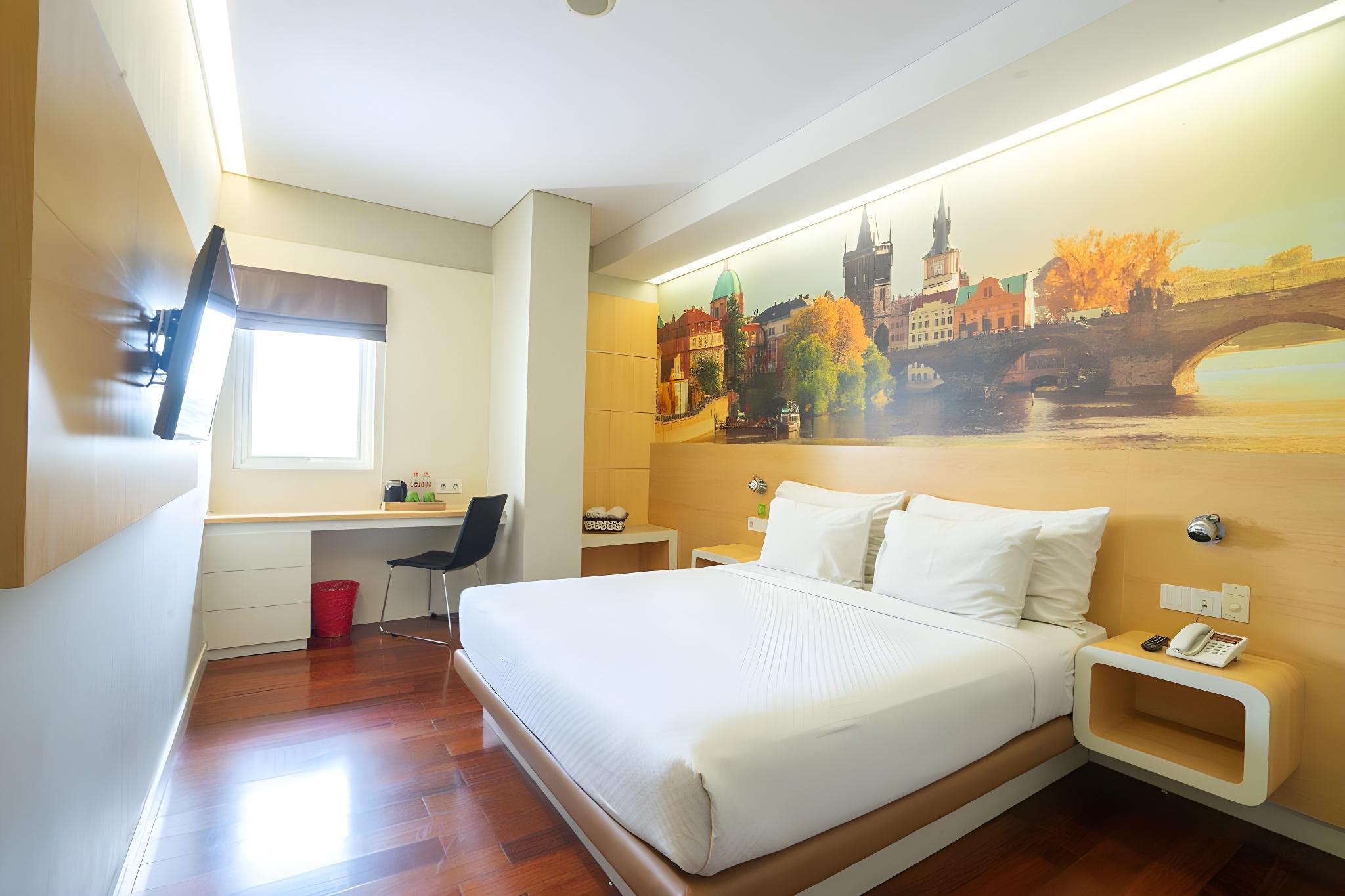 Deluxe, Double Bed