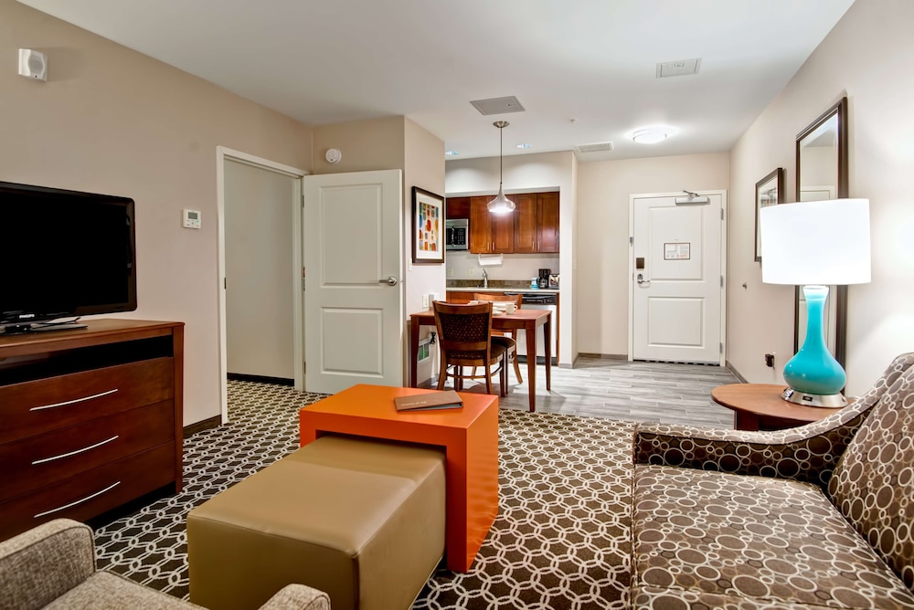 Homewood Suites By Hilton Greeley 27/40