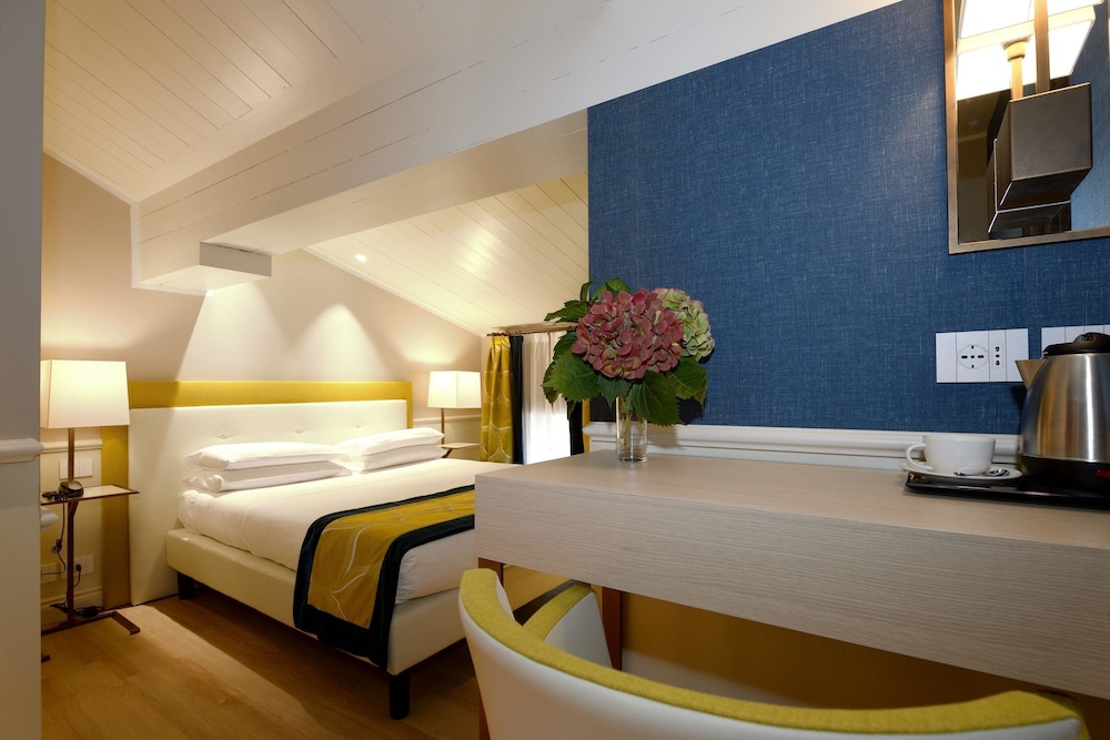 Hotel Canon D Oro 26/47