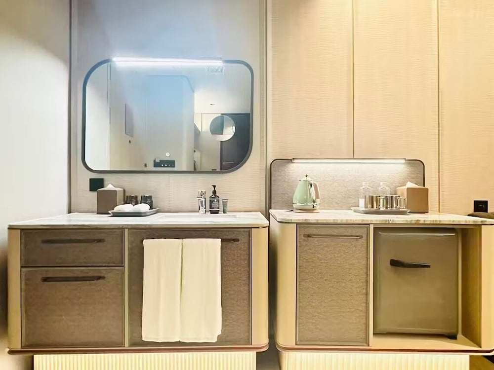 غرفة أساسية بسرير كينج، InterCityHotel Shanghai Hongqiao Airport 4/4