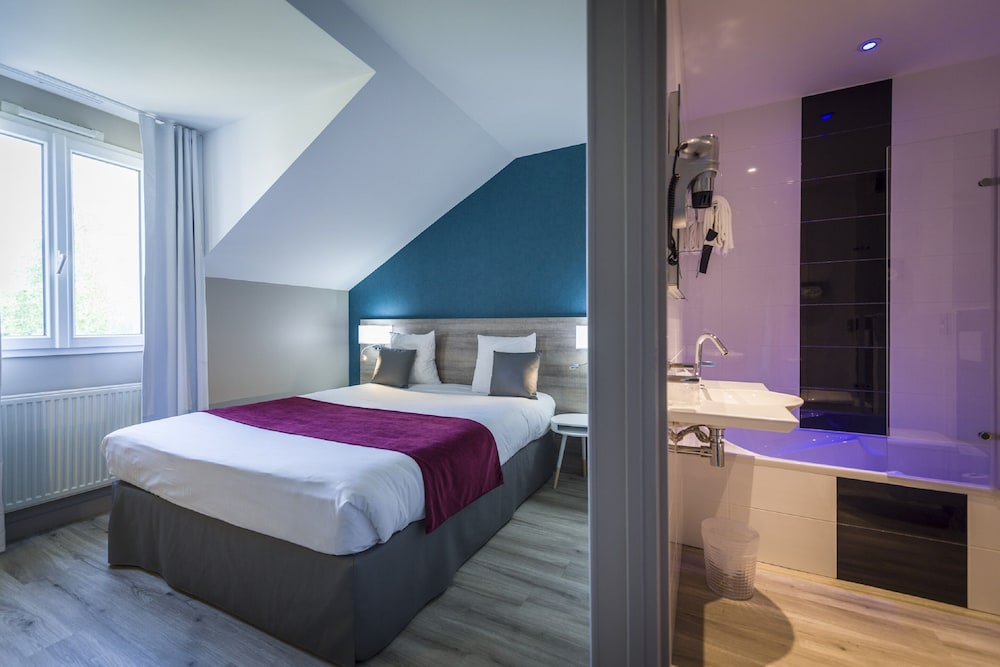 Hotel the Originals Saumur Ouest La Saulaie 20/63
