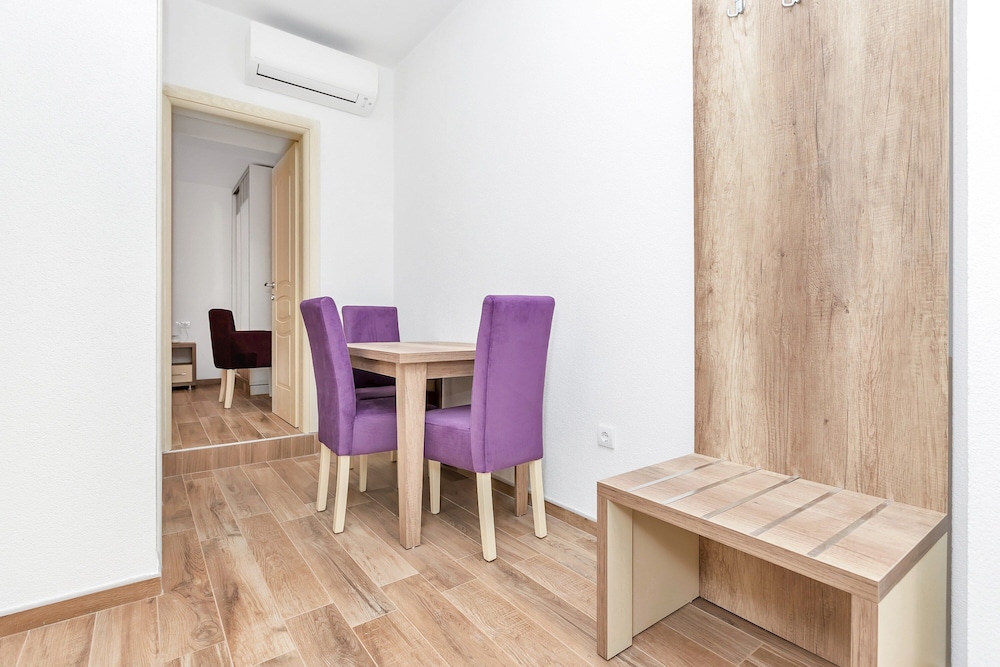 Apartments Mezini 11 34/50