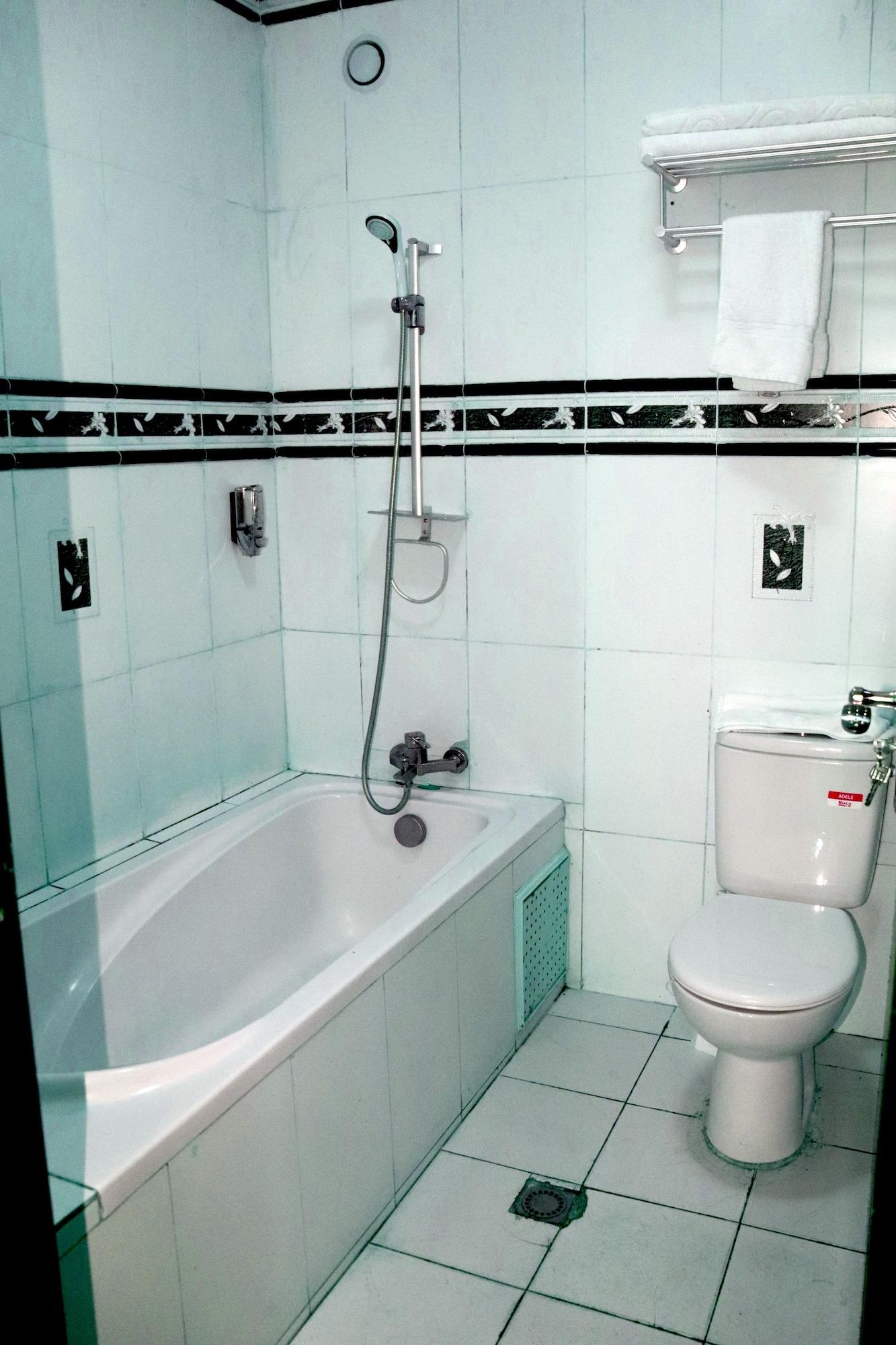 Bravia Eco Hotels 50/50