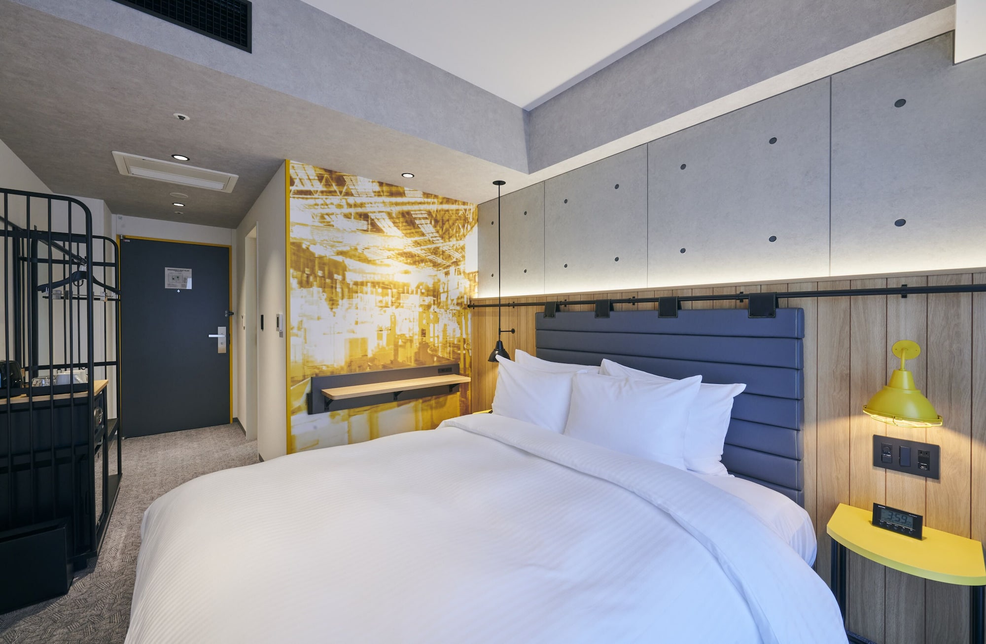 STANDARD, DOUBLE BED