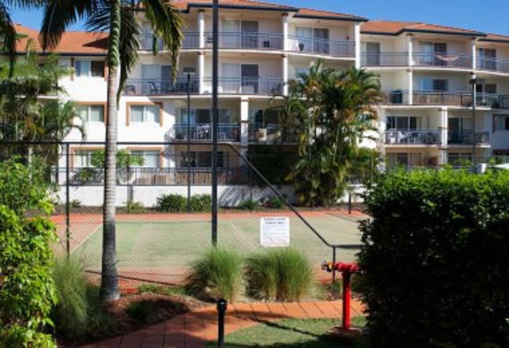 BLUE WATER BAY VILLAS 50/58