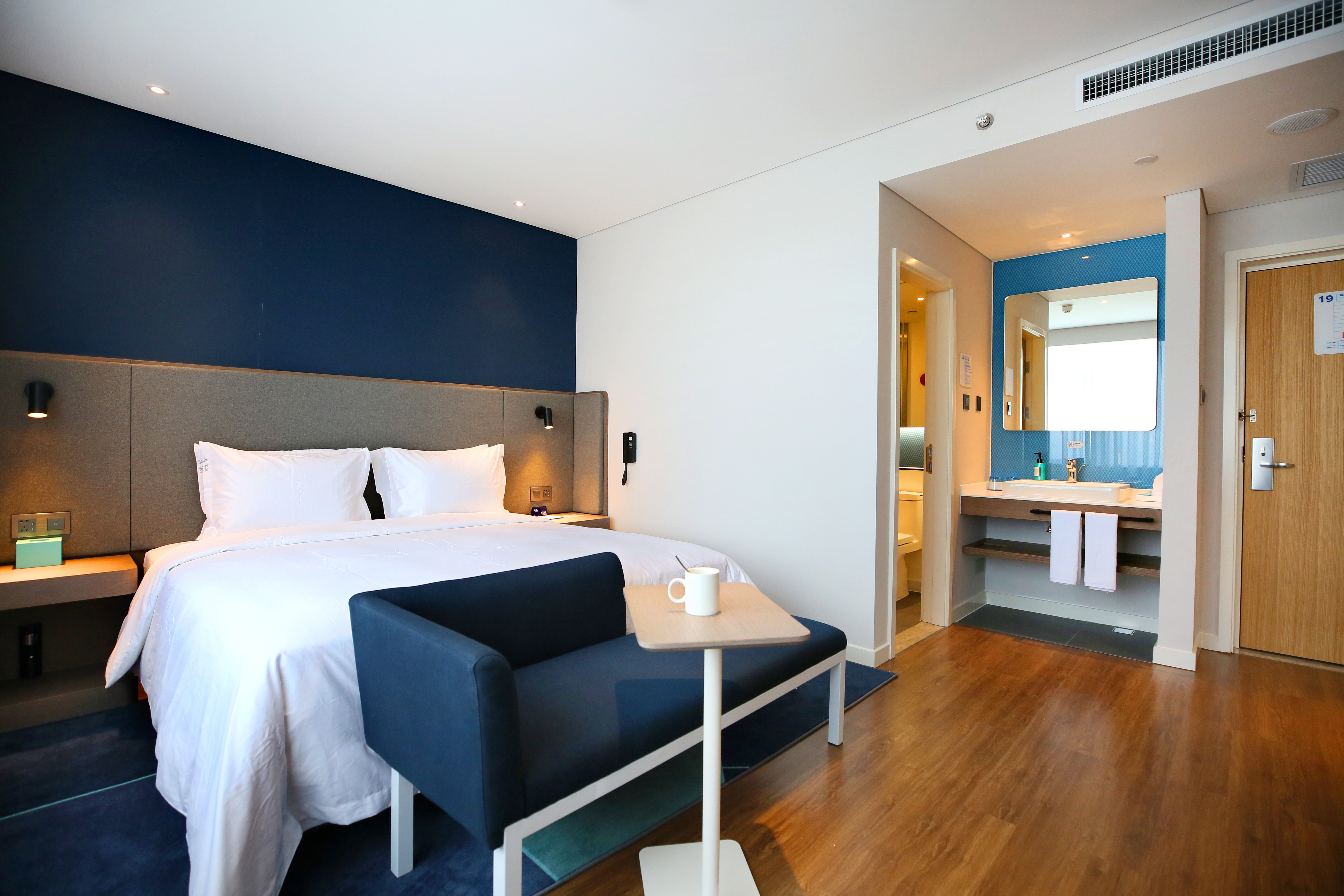 Holiday Inn Express Chengdu North Railway Station 21/68