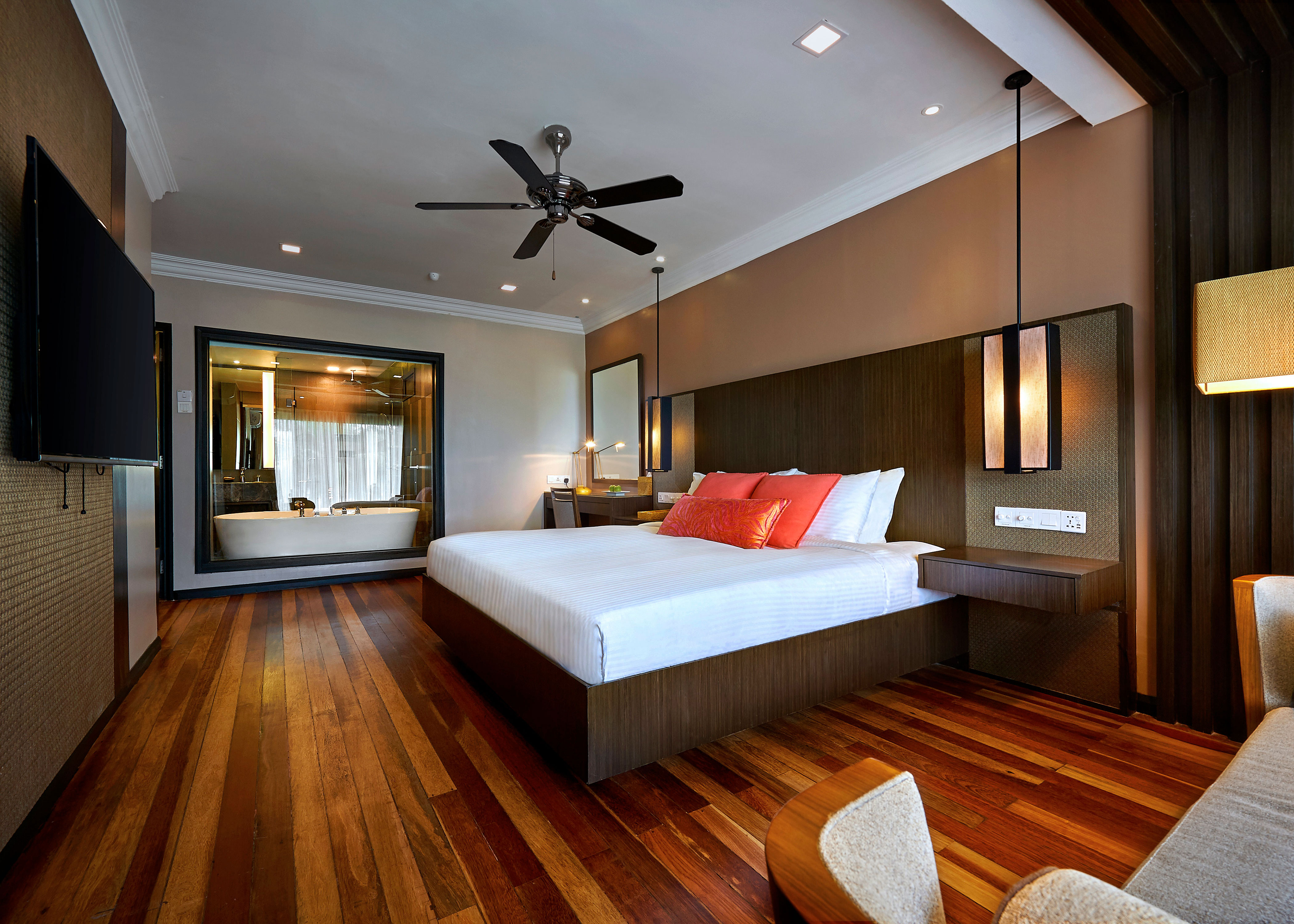 Ocean Front Suite