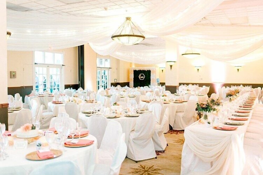 Water Street Inn 46/64
