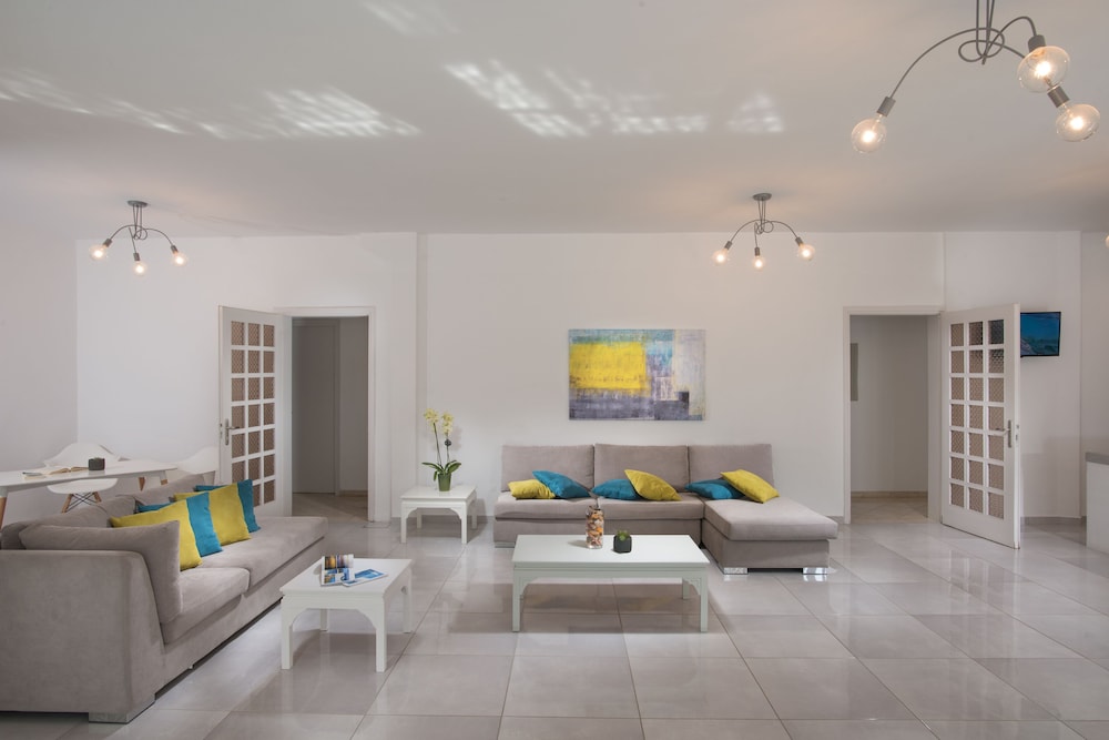 Milos Hotel 23/37