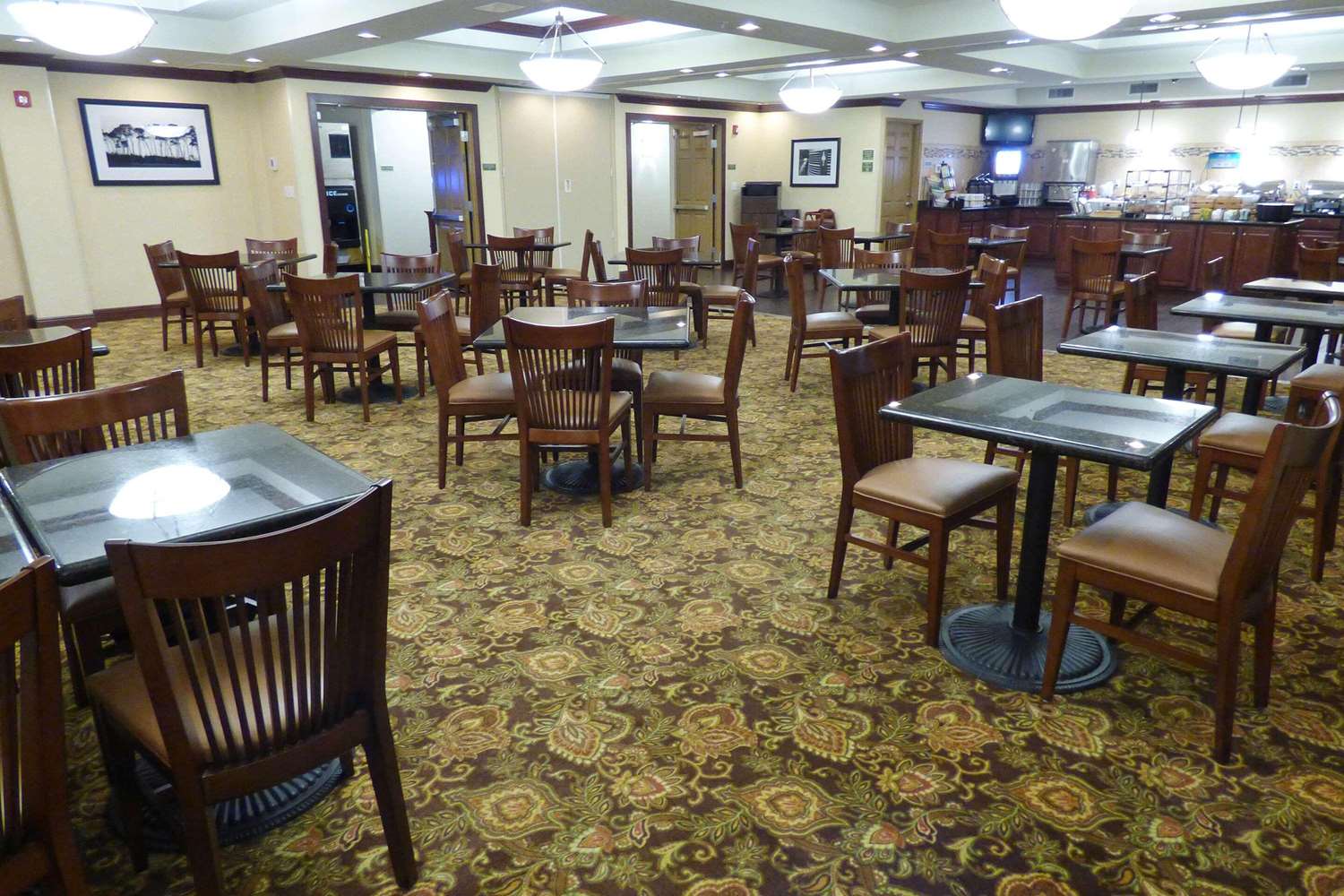 Country Inn & Suites by Radisson, Port Orange-Daytona, FL 33/40
