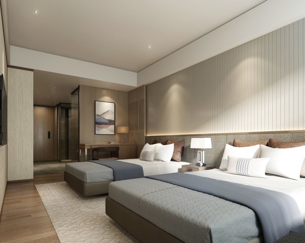 Superise Hotel 7/40