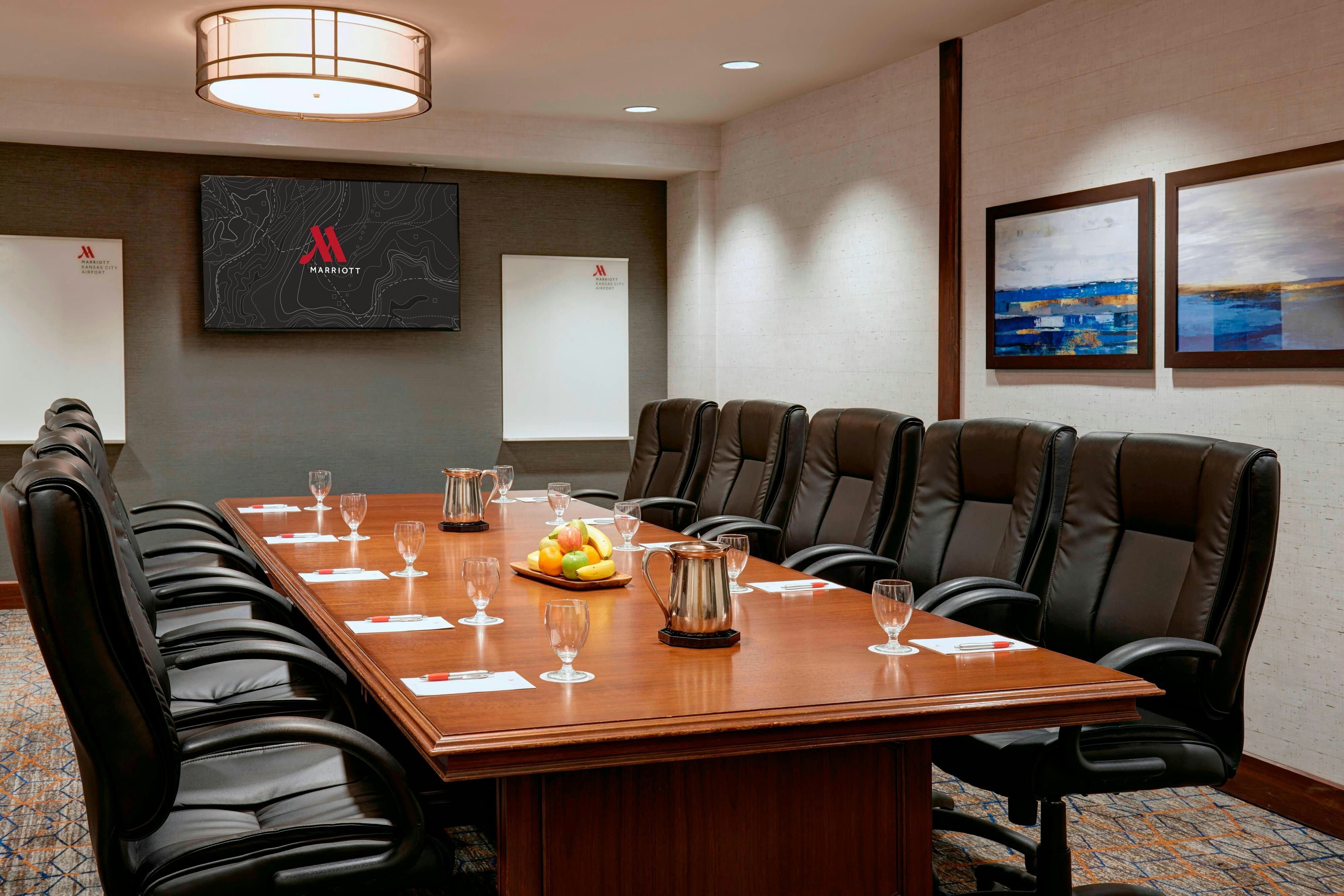 Kansas City Airport Marriott 54/64