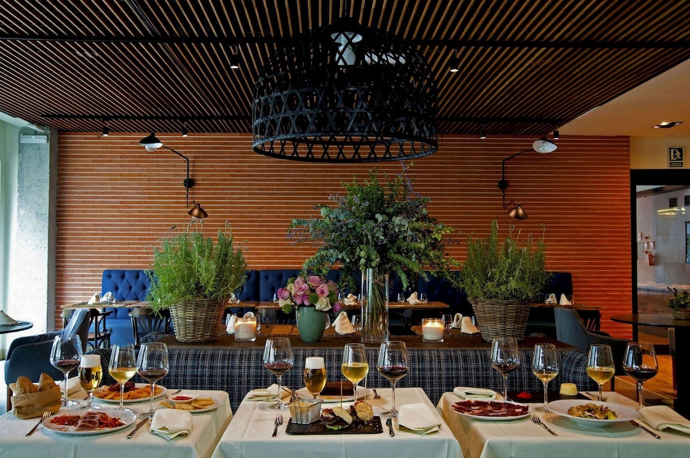 Hotel Aravaca Village 44/55