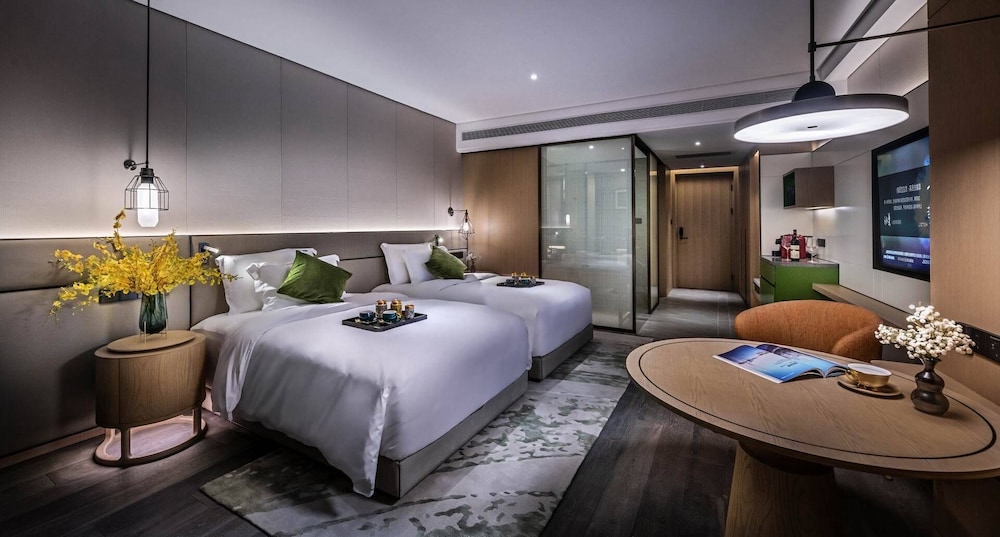 Elegant Hotel (Zhujiang New Town Canton Tower) 19/48