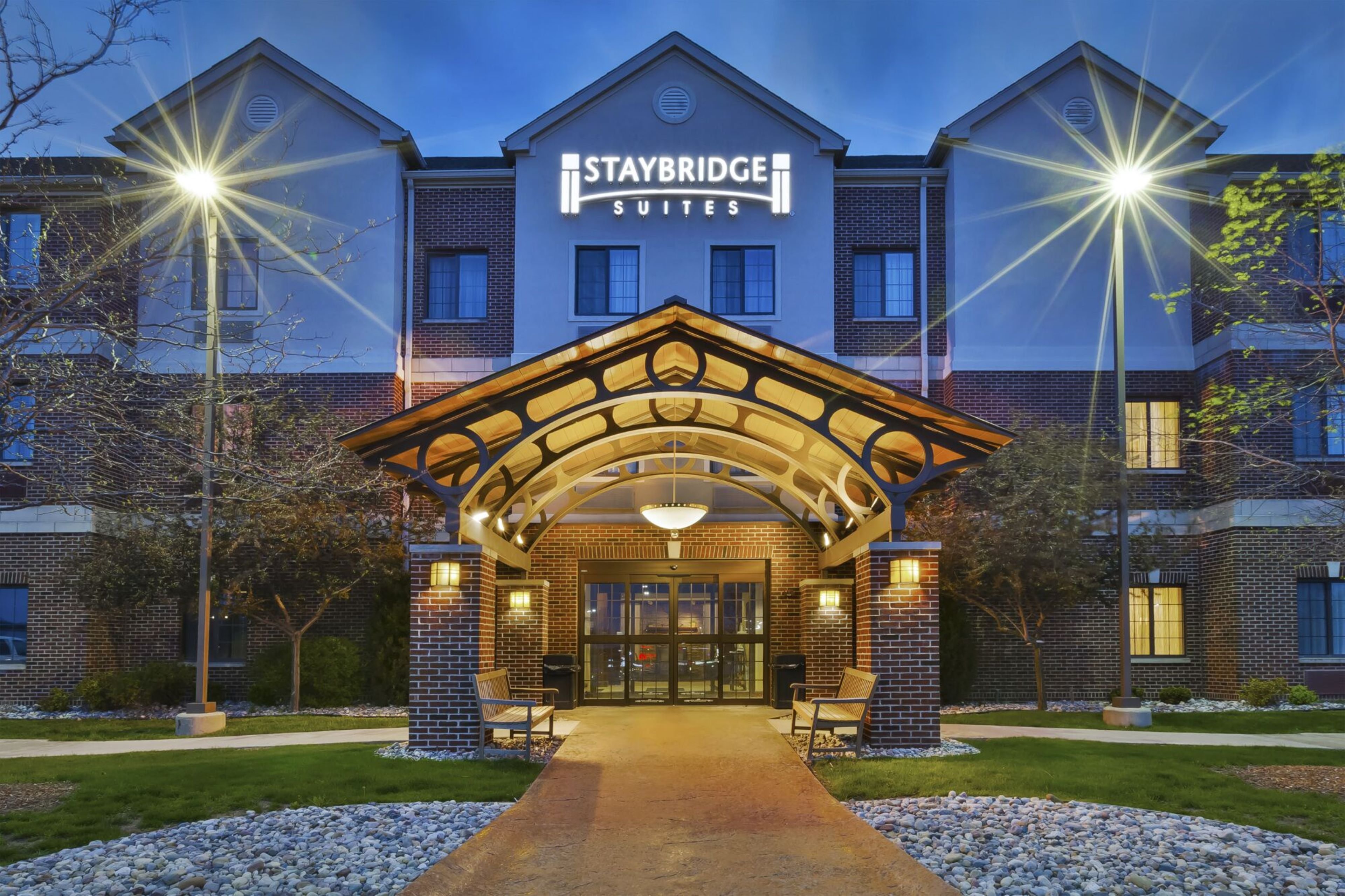 Staybridge Suites Lansing-Okemos 2/84
