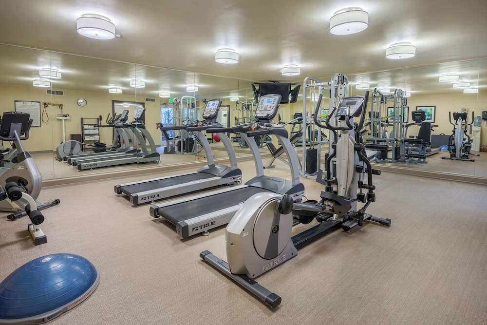 Staybridge Suites Allentown West 20/40