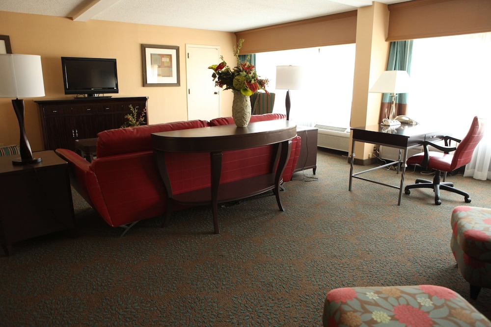 DoubleTree By Hilton Columbus GA 43/44