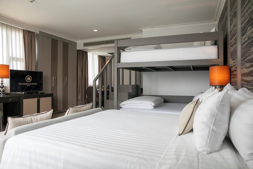 Premier Family Bunkbed Room North Tower