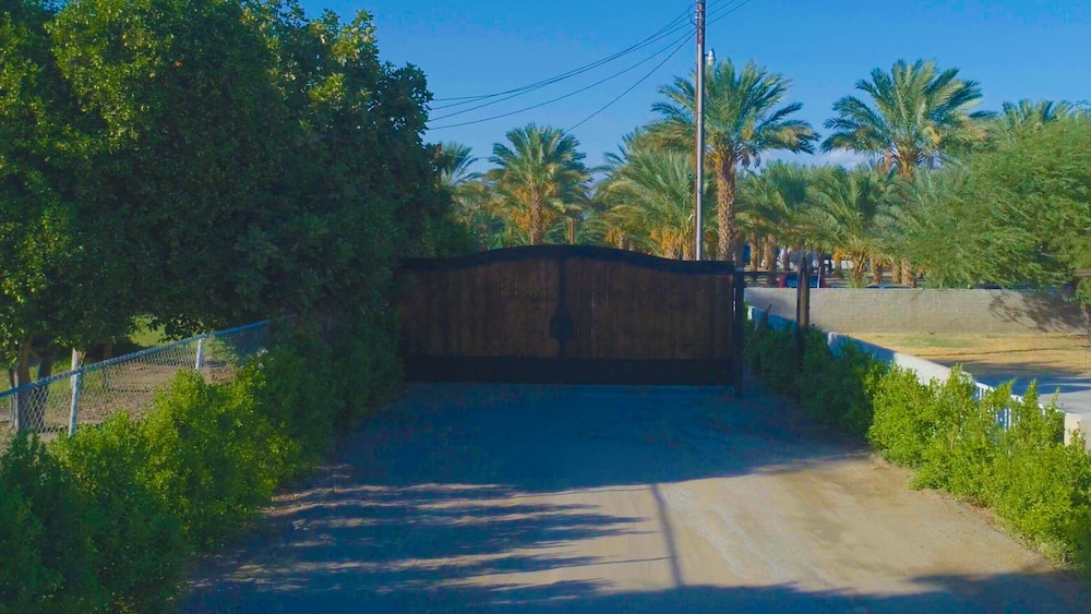 Festival Campgrounds Rancho 51 37/38