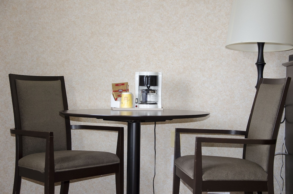 Best Budget Inn and Suites Kamloops 28/46