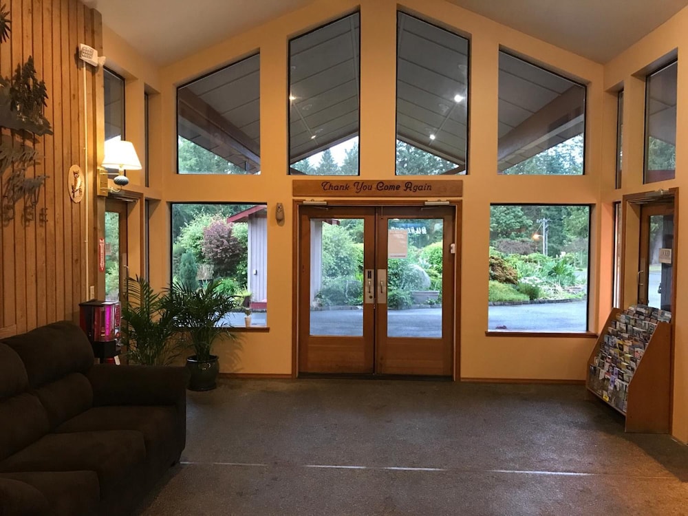 Sequim Bay Lodge 9/43