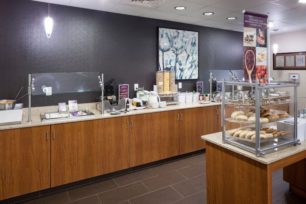 Residence Inn by Marriott Dothan 6/40