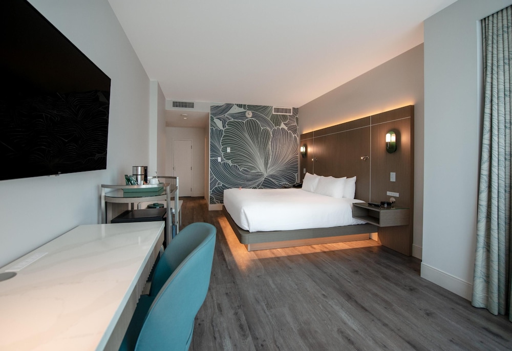 Coast Coal Harbour Hotel 19/64