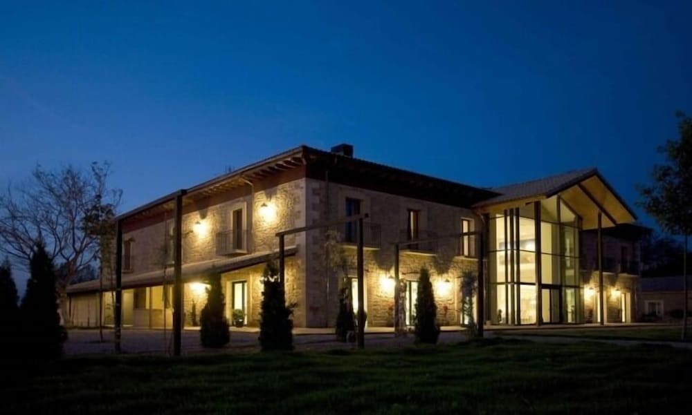 Hotel Villa Marcilla 2/67