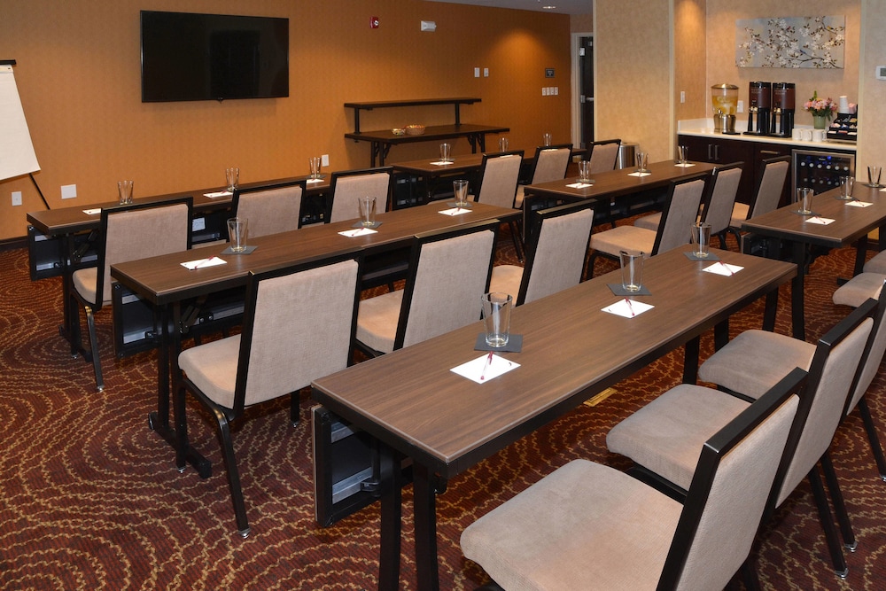 Residence Inn By Marriott Akron Fairlawn 27/28