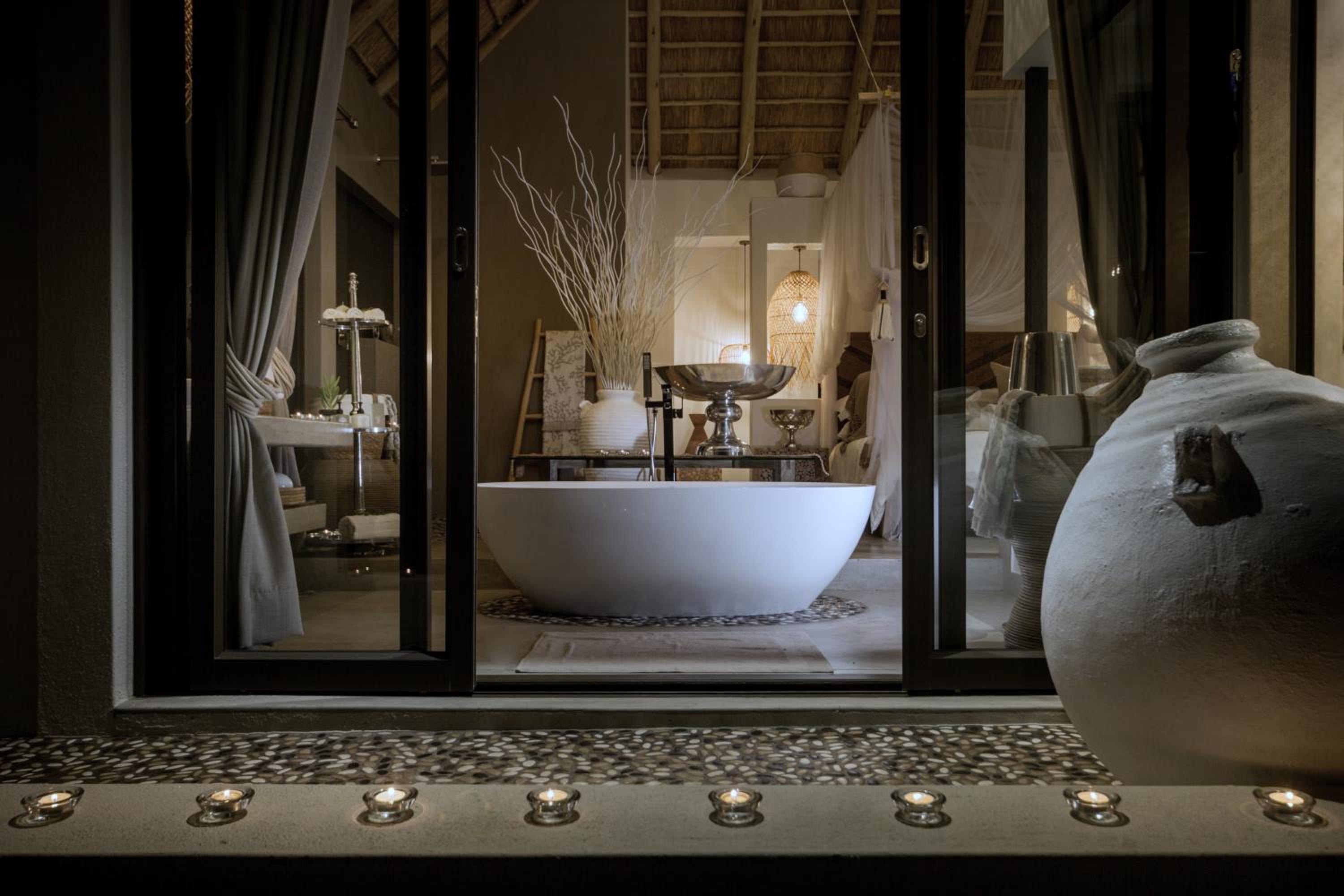 Suite, King Bed, African Flair Boutique Safari Lodge 10/10