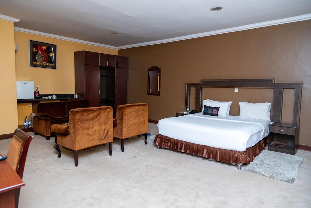 The Country Inn Hotel 20/50
