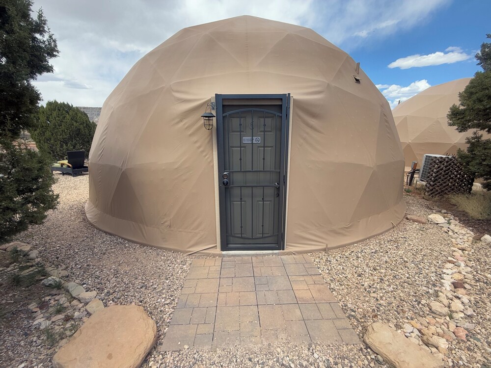 Bryce Glamp And Camp 5/56