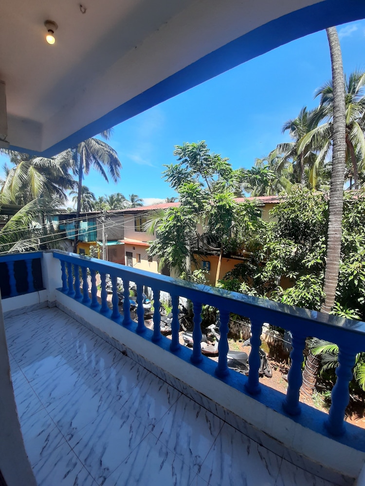 Casa Almeida Guest House photo4