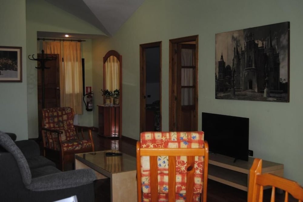 La Casona de Jovellanos 35/59
