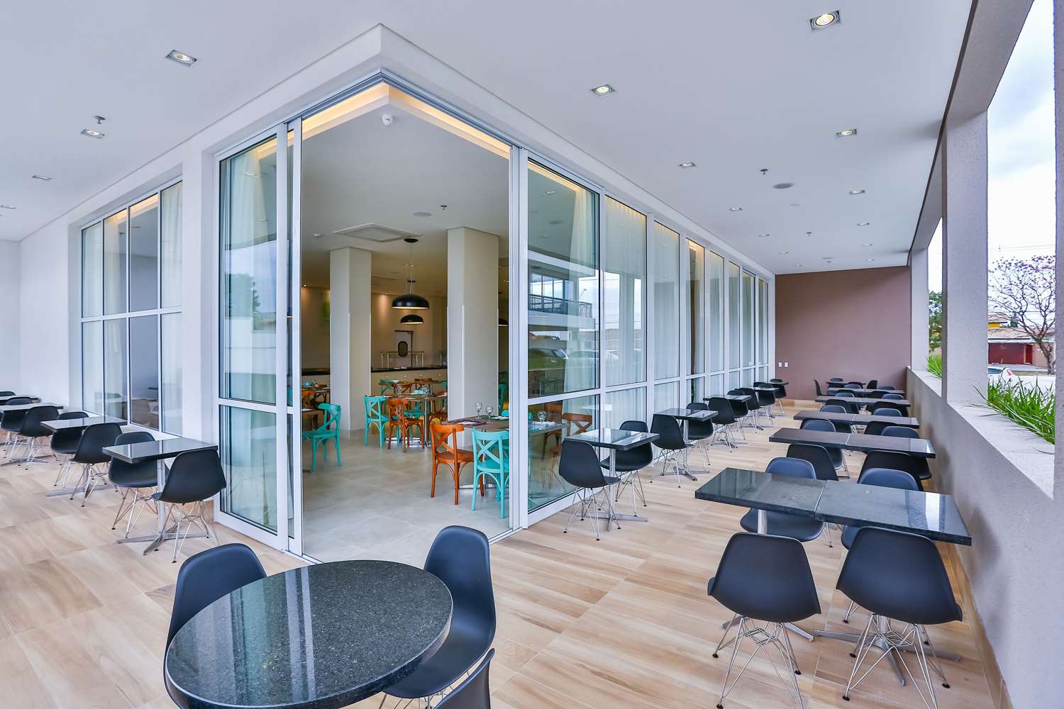 Summit Suites Pindamonhangaba 14/25