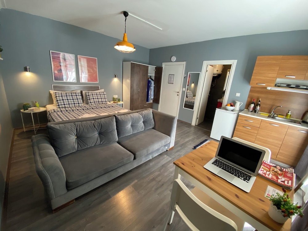 Flats Company - Karakoy Apartment 52/70
