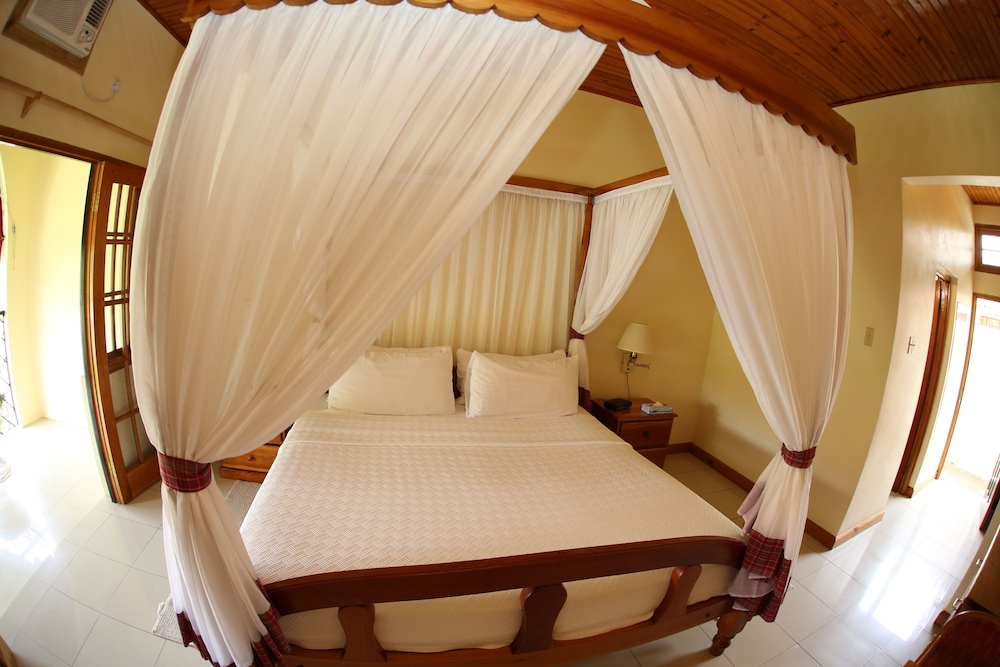 Charela Inn Hotel 19/51