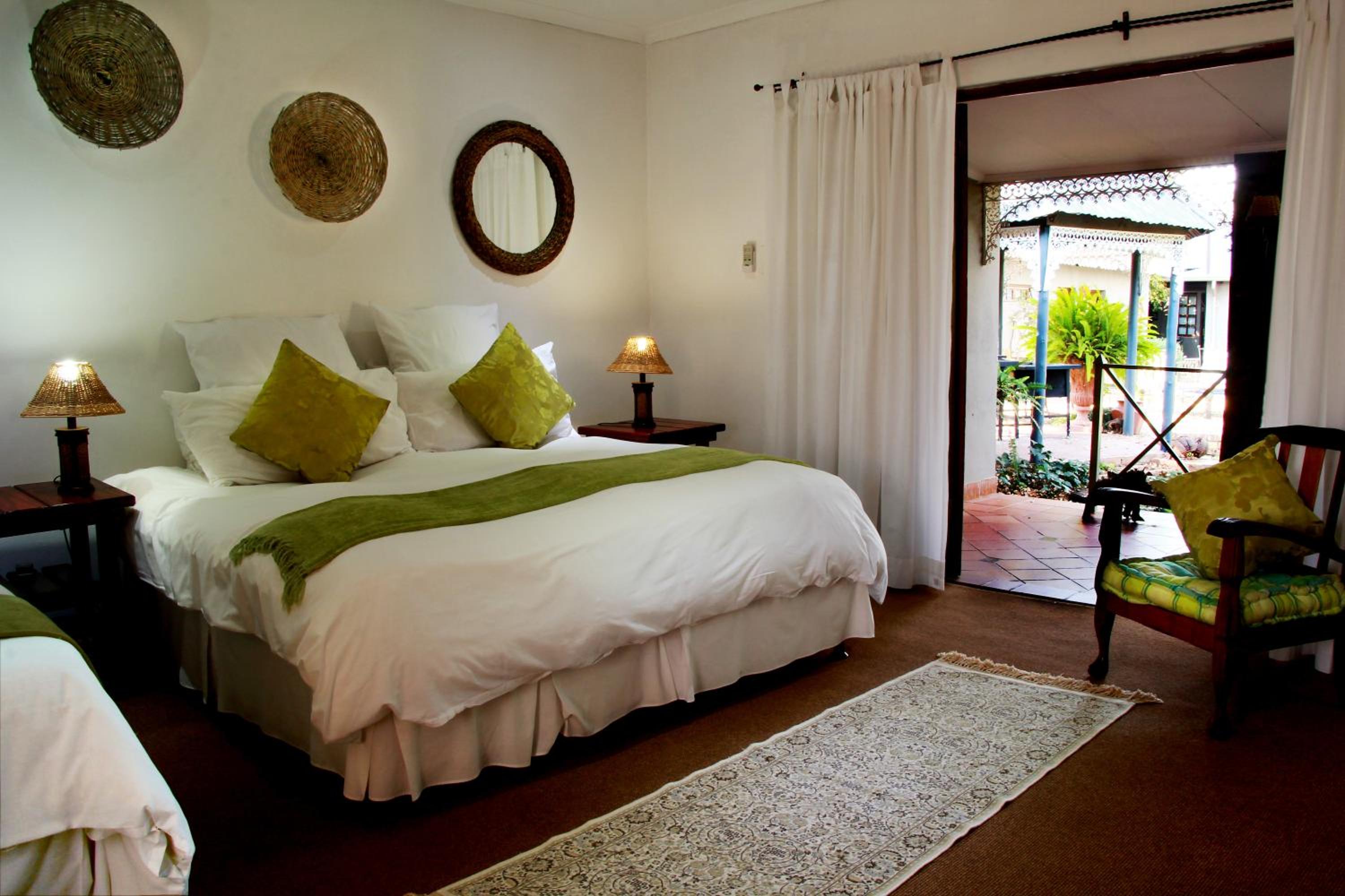 J'cups Guest House photo5