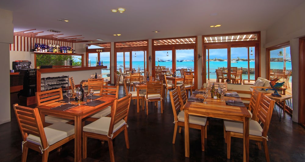 Red Mangrove Aventura Lodge 61/77