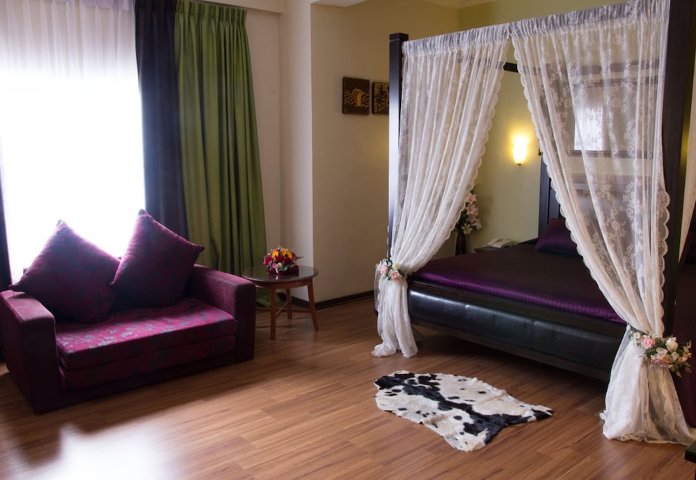 Hotel Maluri 20/30