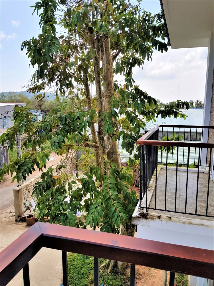 Hung Vuong Resort 43/50